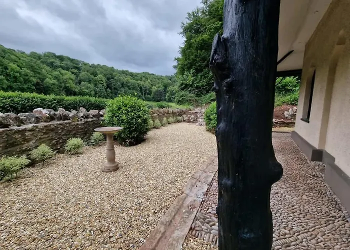 The Lodge Gatehouse At Coombe Lodge