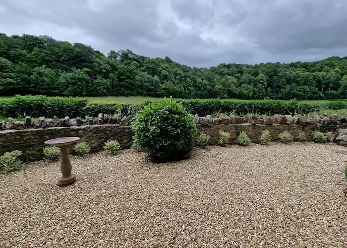 The Lodge Gatehouse At Coombe Lodge
